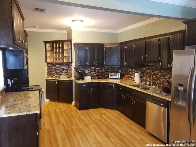 $2,350 | 1421 Austin Street, San Antonio, TX 78215