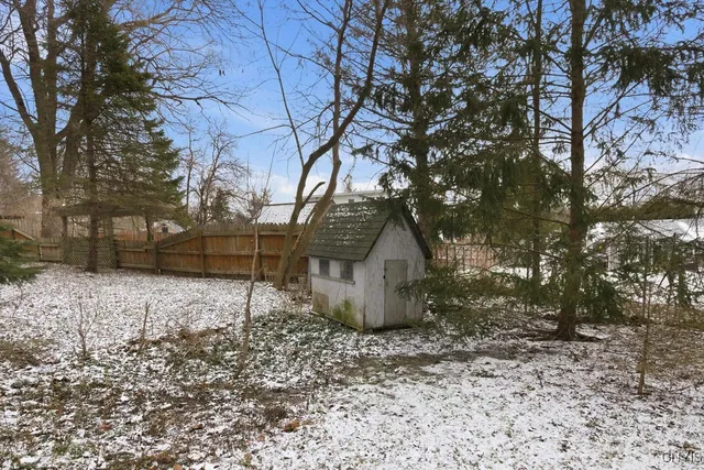 $196,500 | 204 Eureka Drive, Manlius, NY 13104