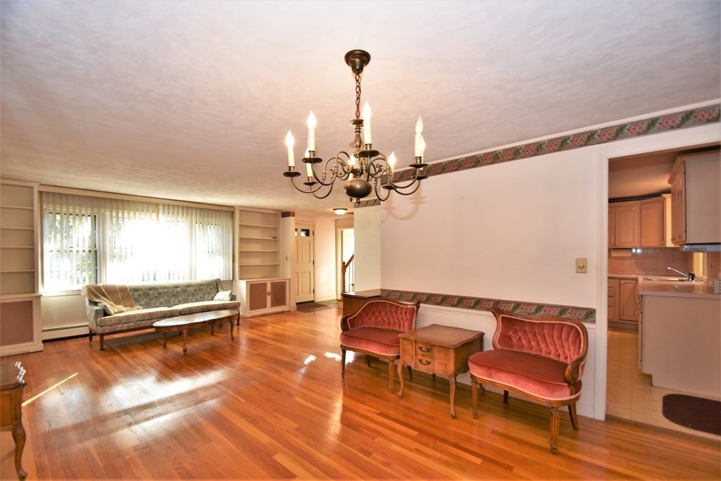 64 Devon Road Norwood, MA 02062 - Photo 11 of 27 Gallery Image 11