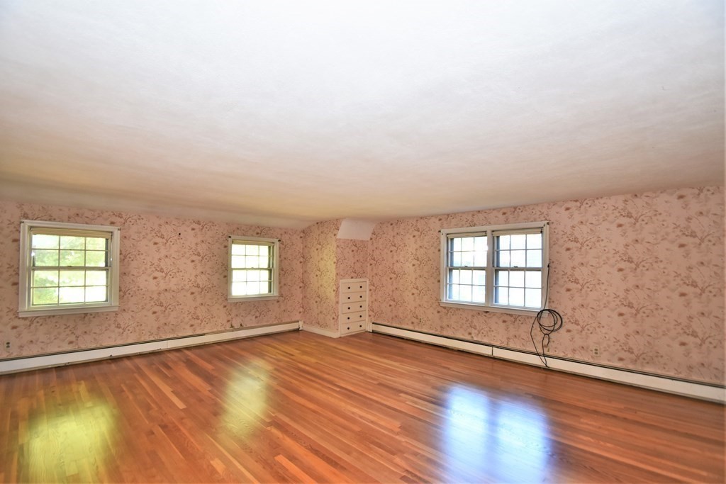 64 Devon Road Norwood, MA 02062 - Photo 20 of 27 Gallery Image 20
