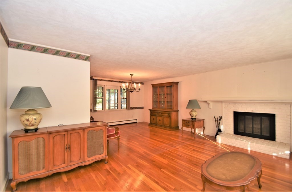 64 Devon Road Norwood, MA 02062 - Photo 8 of 27 Gallery Image 8