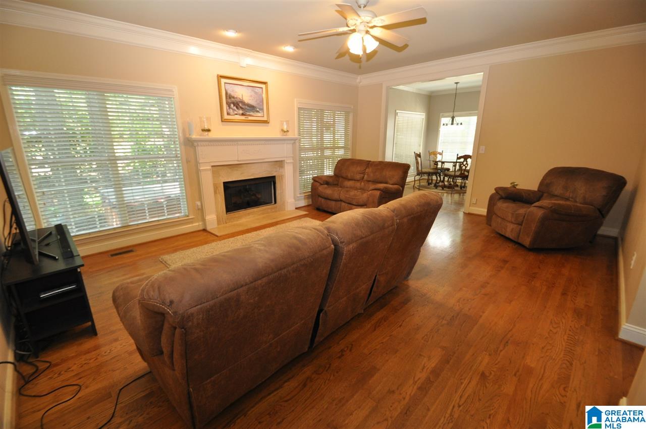 305 Lane Park Trail Alabaster, AL 35114 - Photo 9 of 14