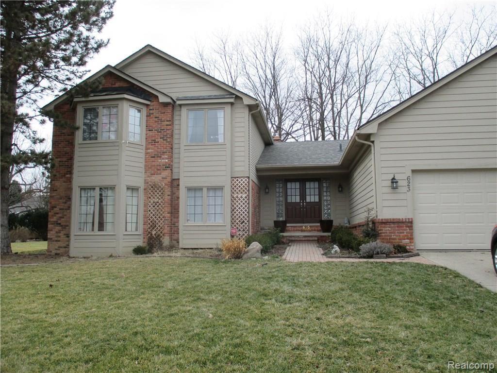 623 Snowmass Drive Rochester, MI 48309 - Photo 1 of 38 Snowmasshousefront.jpg