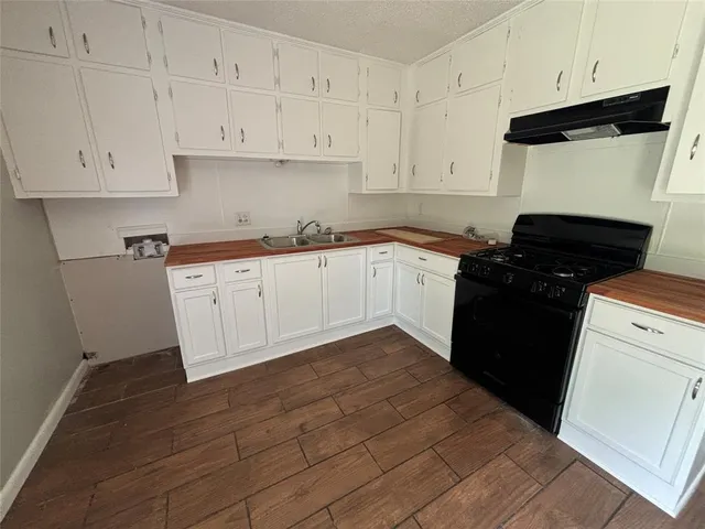 $1,150 | 1300 Meadowview Drive, Bossier City, LA 71111