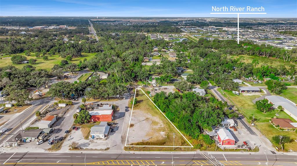 12346 Highway 301 Parrish, FL 34219 - Photo 2 of 8 a view of a city from a balcony