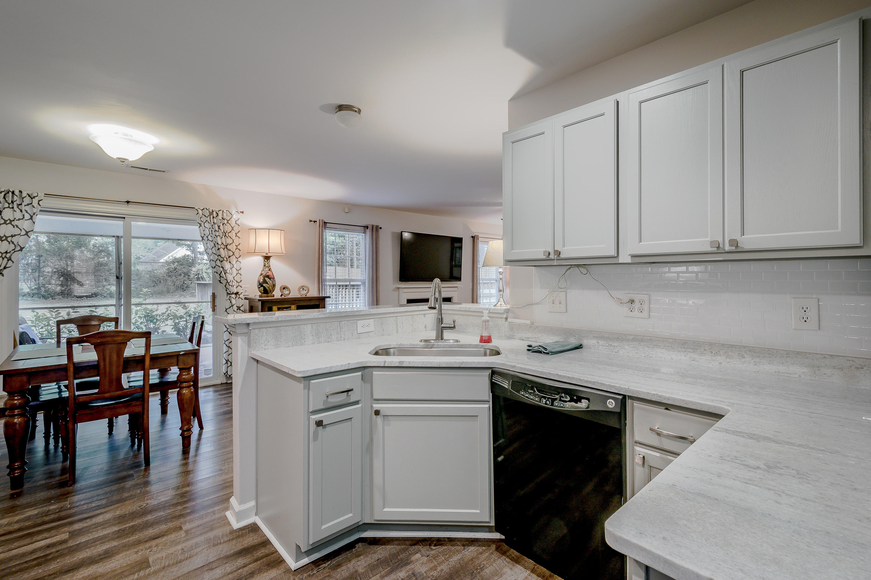 3292 Berryhill Road Johns Island, SC 29455 - Photo 7 of 23 Interior-9