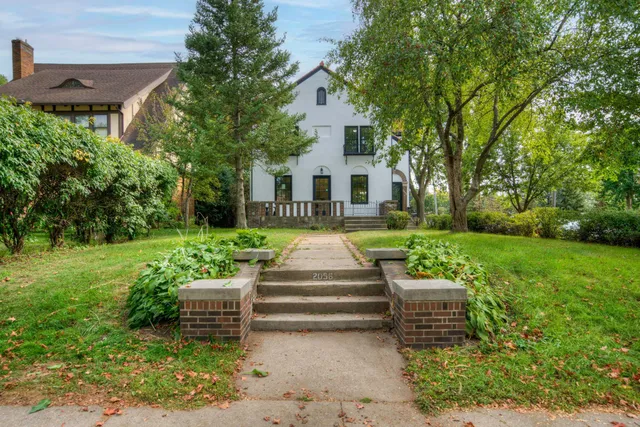 $5,995 | 2056 Summit Avenue, St. Paul, MN 55105