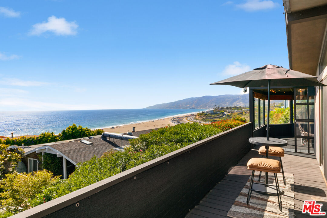 29500 Heathercliff Road, Unit 159 Malibu, CA 90265 - Photo 33 of 37 an outdoor view of garden with patio
