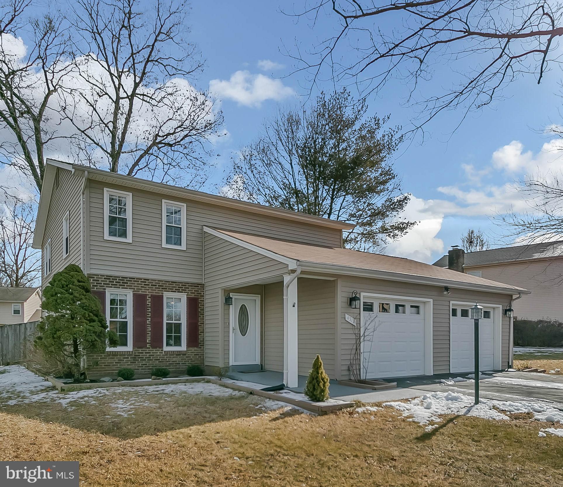 4513 Lees Corner Road Chantilly, VA 20151 - Photo 1 of 28 Welcome to your new home!
