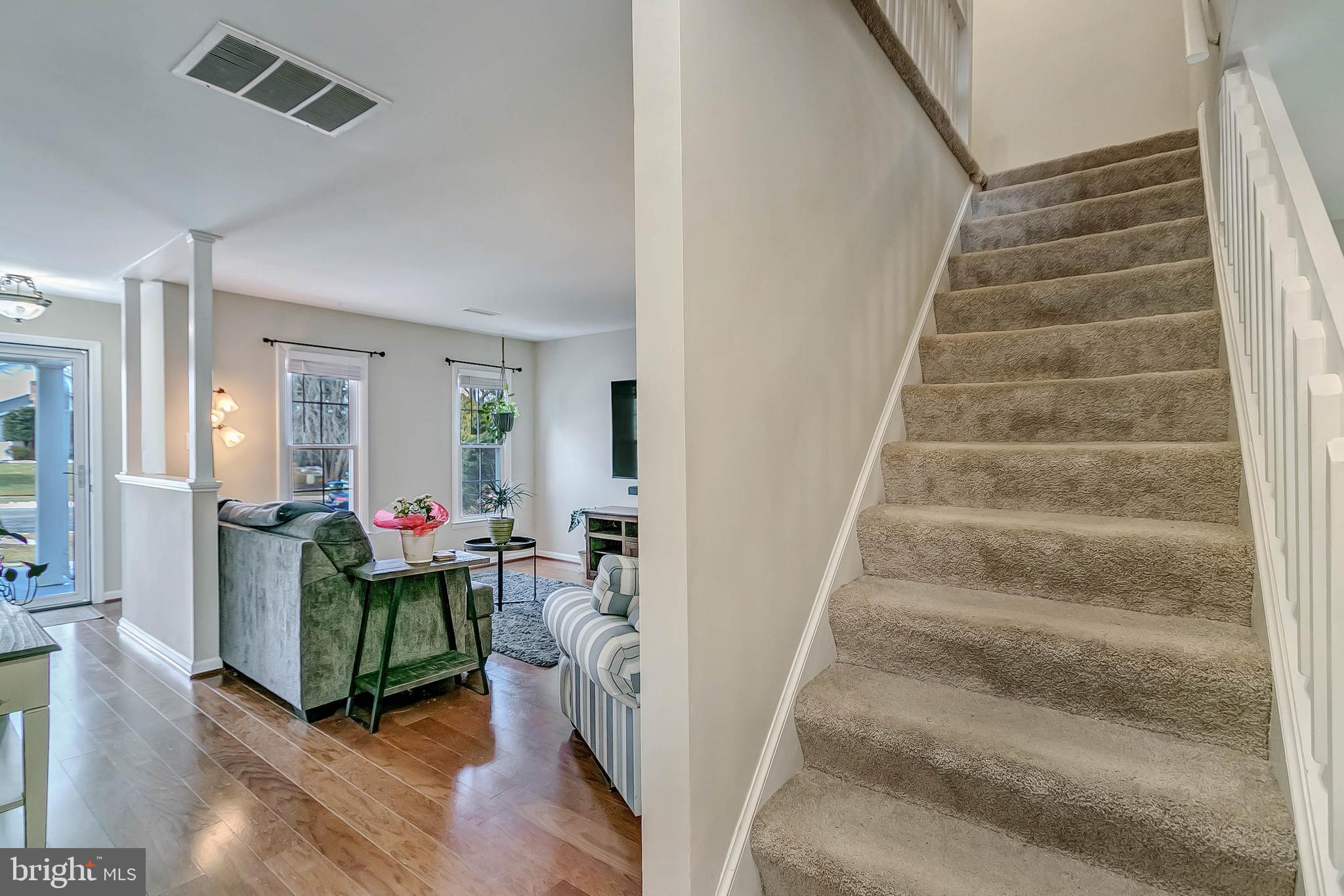 4513 Lees Corner Road Chantilly, VA 20151 - Photo 14 of 28 View to upper level