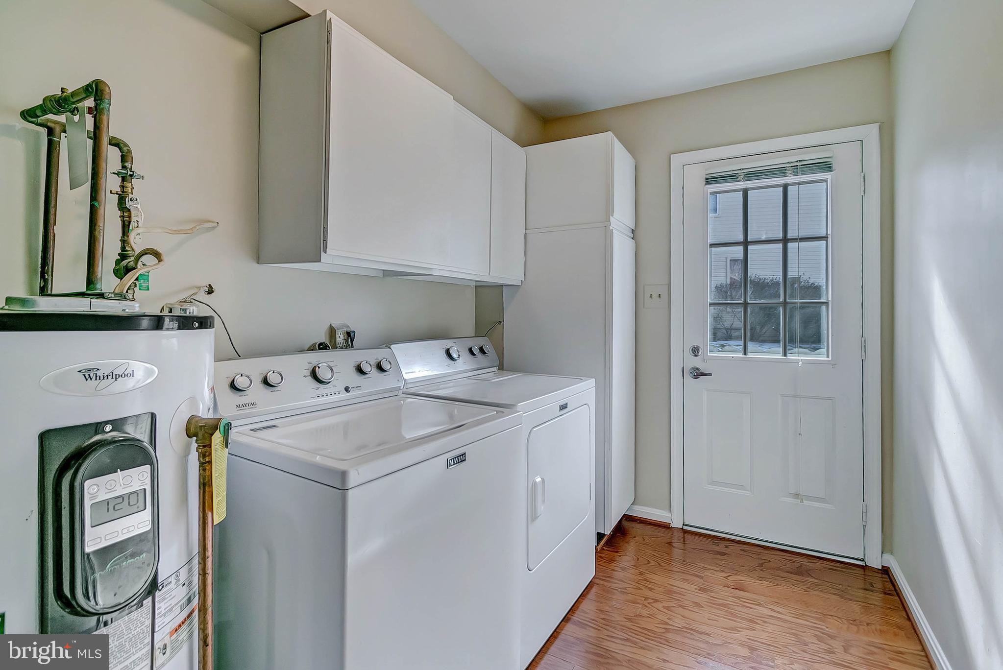 4513 Lees Corner Road Chantilly, VA 20151 - Photo 25 of 28 Spacious laundry/utility room