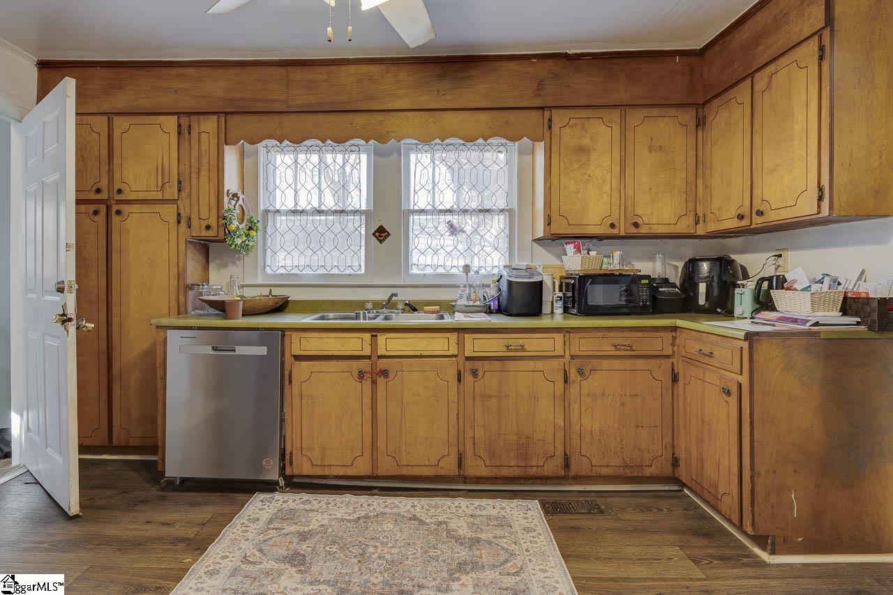 524 Fleming Street Laurens, SC 29360 - Photo 12 of 20