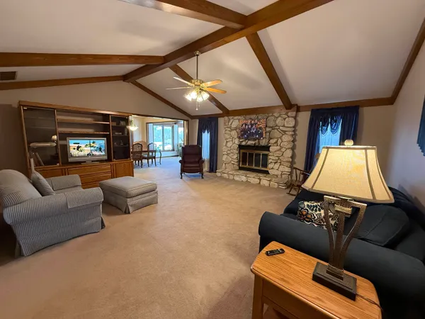 $349,900 | 621 Nancyk Crossing, Roanoke, IN 46783