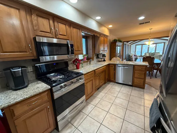 $349,900 | 621 Nancyk Crossing, Roanoke, IN 46783