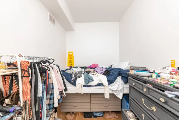 $2,885 | 3517 North Reta Avenue, Unit 2R, Chicago, IL 60657