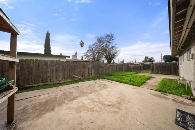 $439,000 | 1500 Thorsen Avenue, Modesto, CA 95355