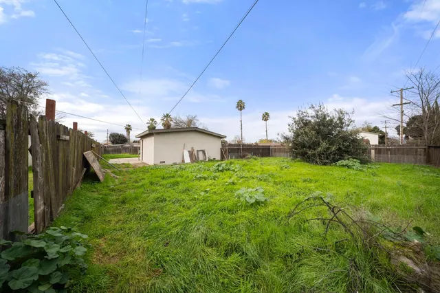 $439,000 | 1500 Thorsen Avenue, Modesto, CA 95355