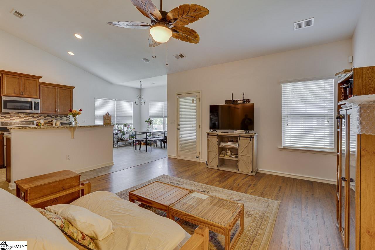 364 Kelly Farm Road Moore, SC 29369 - Photo 10 of 30