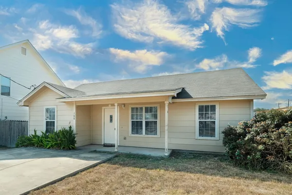 $1,595 | 108 Live Oak Drive, Bertram, TX 78605