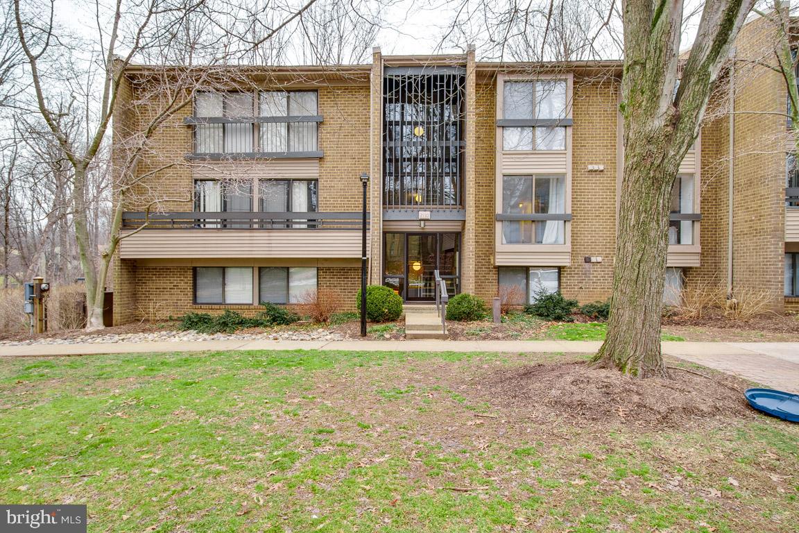 2110 Green Watch Way, Unit 201 Reston, VA 20191 - Photo 1 of 35 Gallery Image 1