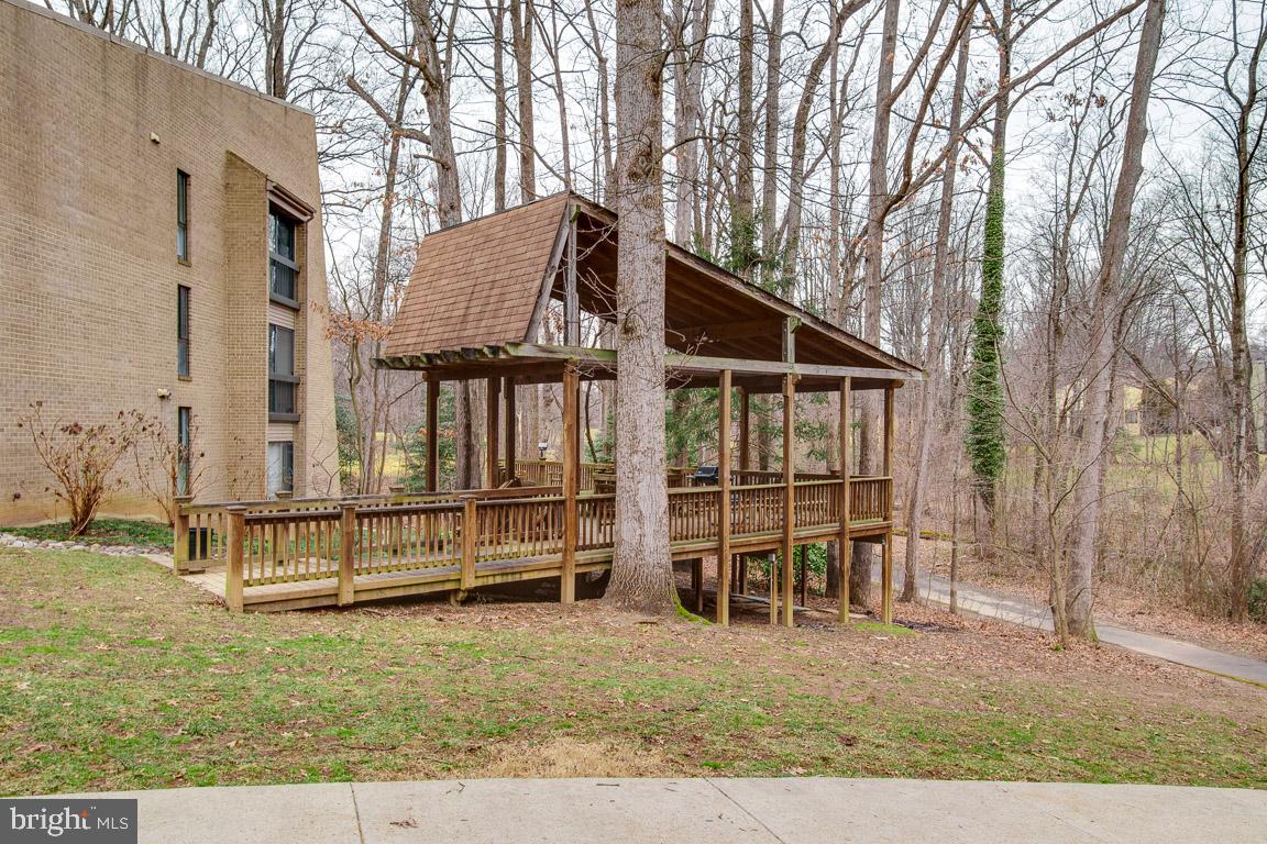 2110 Green Watch Way, Unit 201 Reston, VA 20191 - Photo 26 of 35 Lovely outdoor spaces