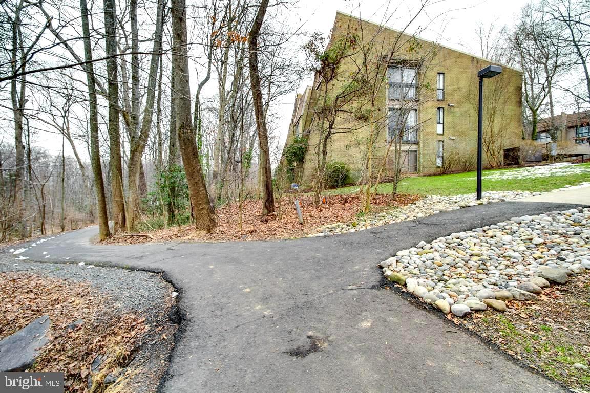 2110 Green Watch Way, Unit 201 Reston, VA 20191 - Photo 31 of 35 Gallery Image 31