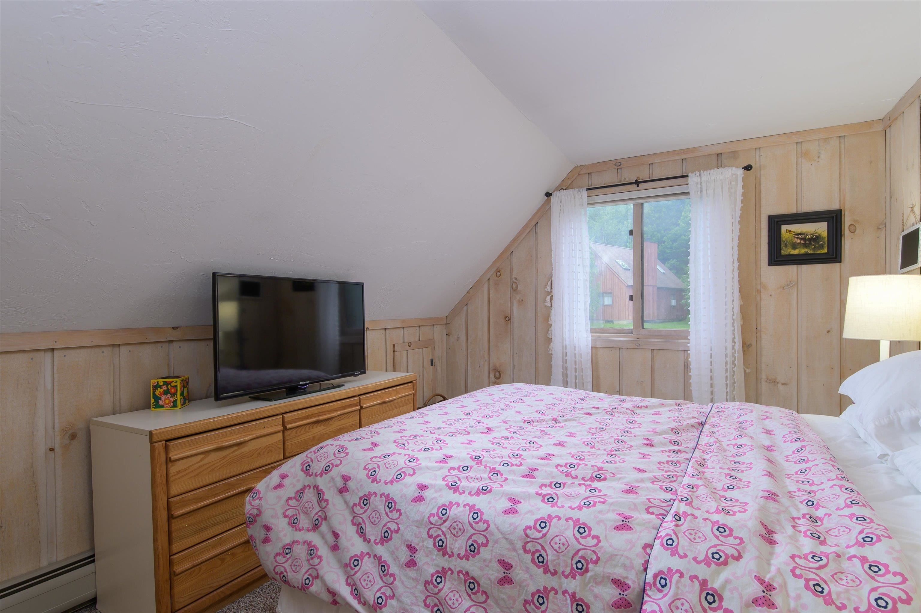 14 Mill Road West Dover, VT 05356 - Photo 6 of 32