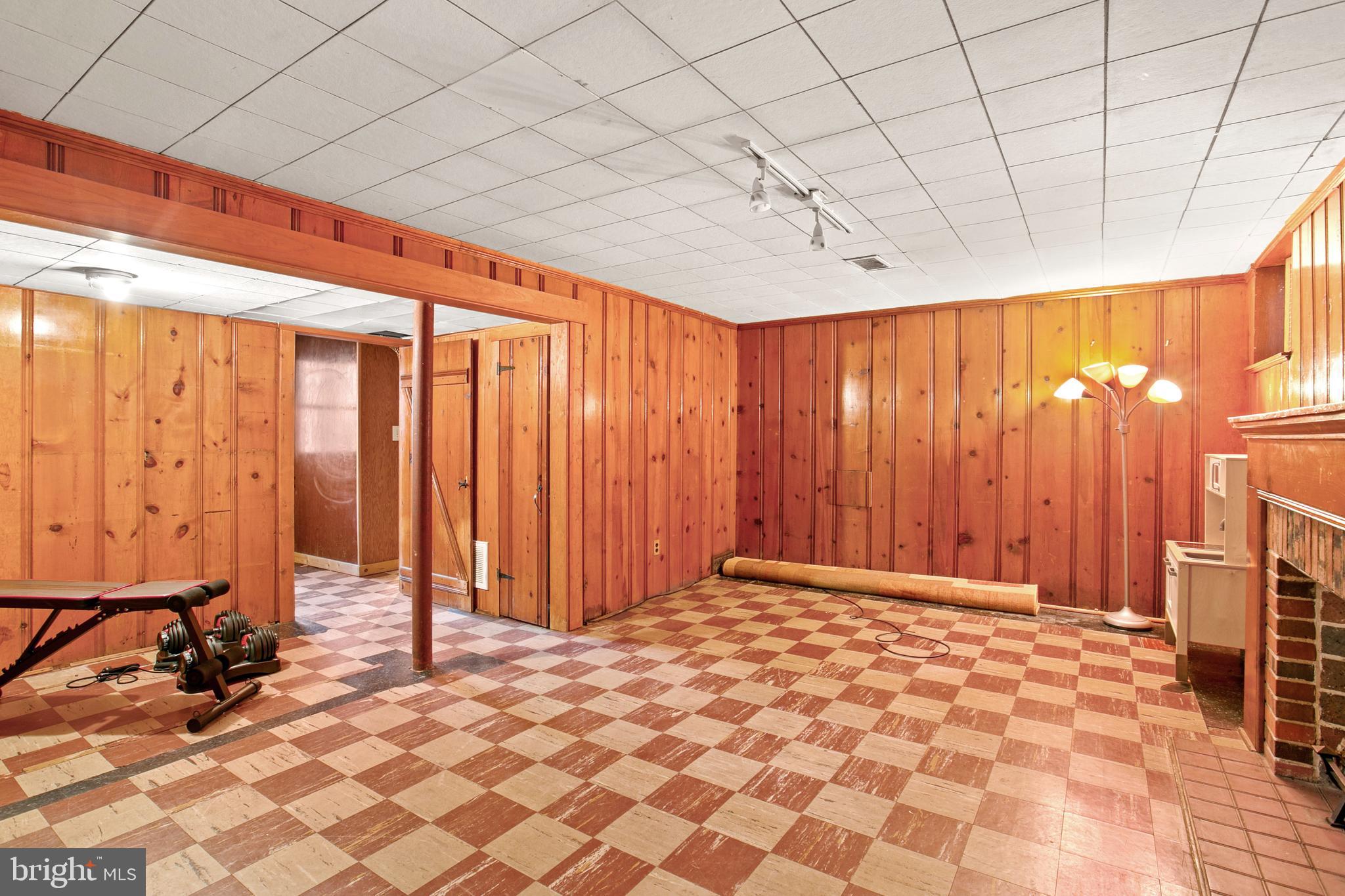 1202 Southview Road Baltimore, MD 21218 - Photo 19 of 40 Gallery Image 19