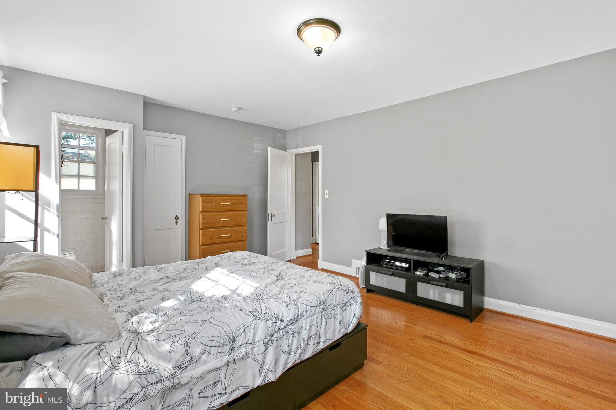 1202 Southview Road Baltimore, MD 21218 - Photo 33 of 40 Gallery Image 33