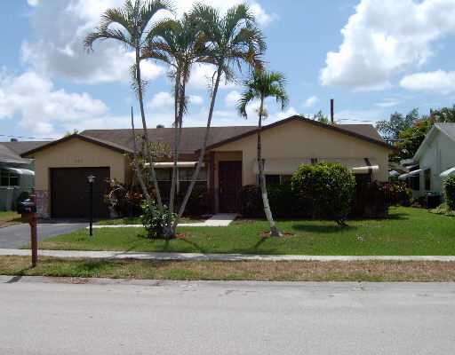 22208 Southwest 61st Avenue Boca Raton, FL 33428 - Photo 1 of 1 Primary Photo