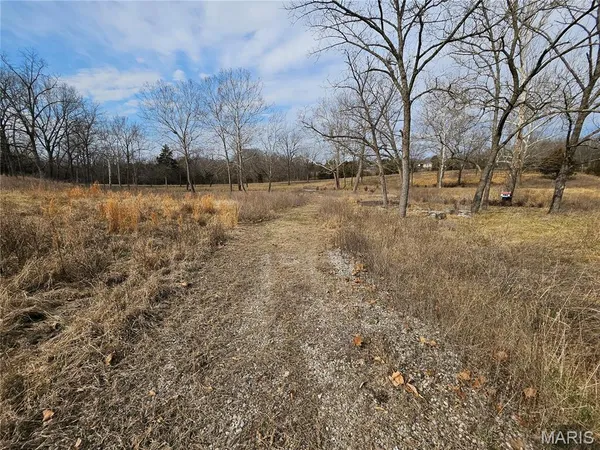 $325,000 | 22625 Redwood Road, Richland, MO 65556