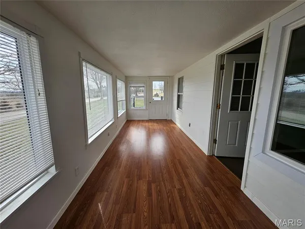 $325,000 | 22625 Redwood Road, Richland, MO 65556