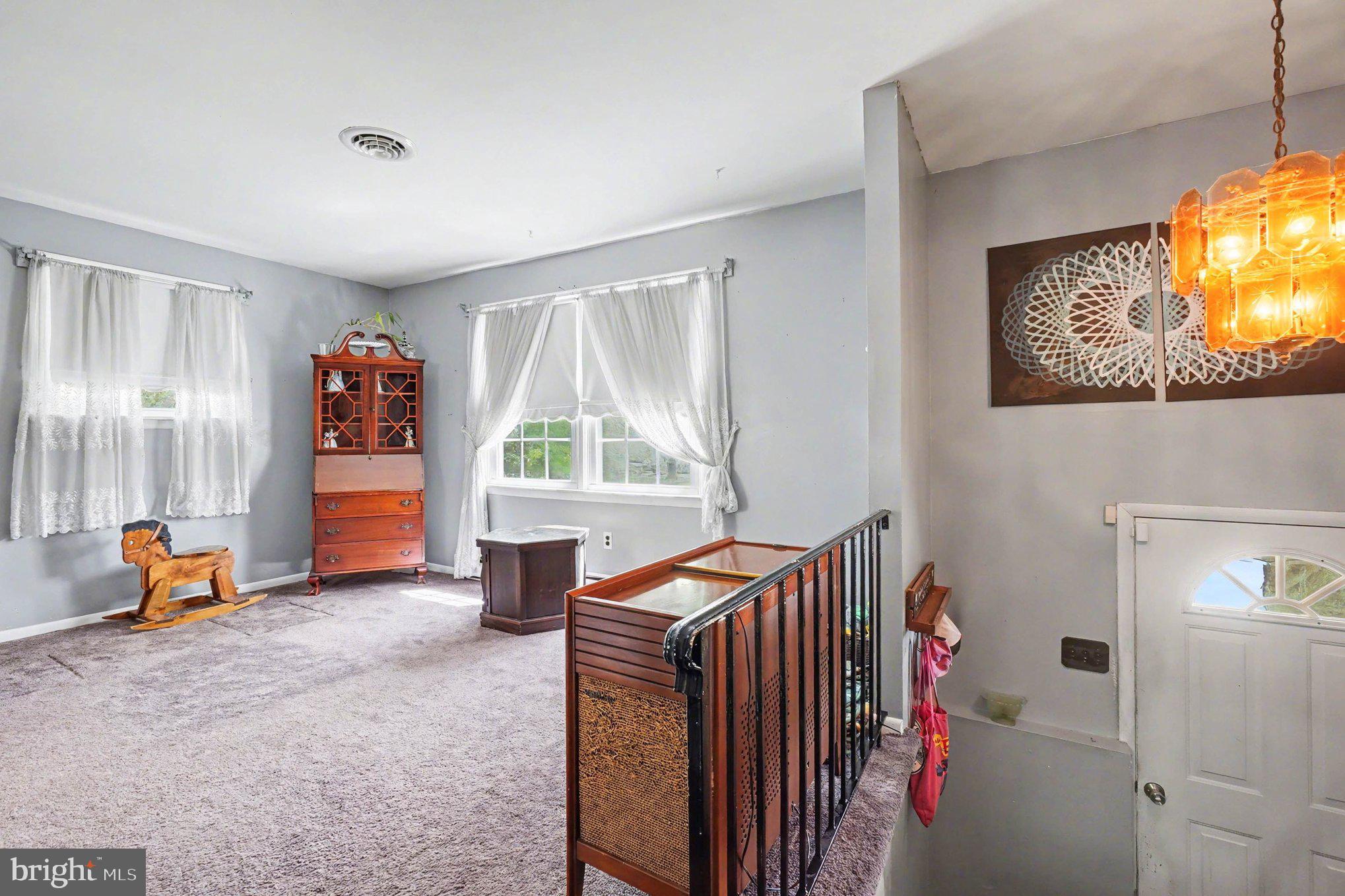 122 West Village Road Elkton, MD 21921 - Photo 3 of 31 Spacious Living Room
