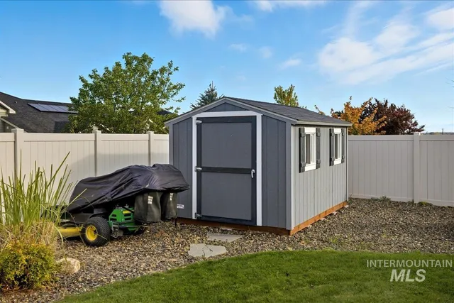 $659,900 | 11150 West Troyer Drive, Nampa, ID 83686