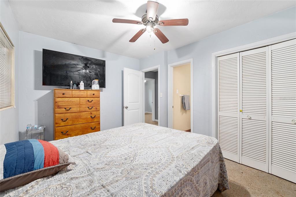 305 Northwest 34th Street Gainesville, FL 32607 - Photo 16 of 43