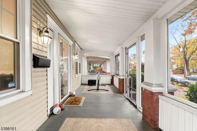 $725,000 | 46 Plainfield Avenue, Metuchen, NJ 08840