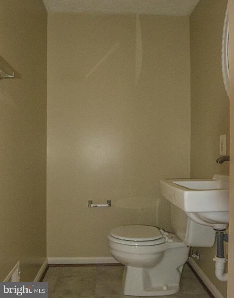 10324 Apple Ridge Road Gaithersburg, MD 20886 - Photo 20 of 24 Bath