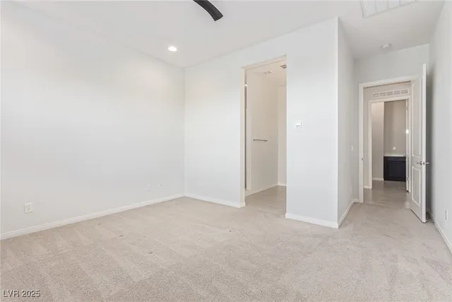 $3,100 | 298 Nine Mile Creek Drive, Las Vegas, NV 89138