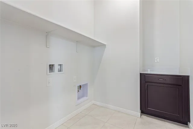 $3,100 | 298 Nine Mile Creek Drive, Las Vegas, NV 89138