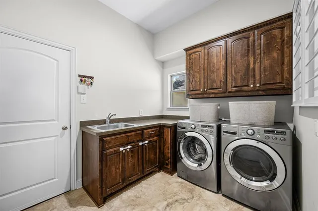 $659,500 | 8 Center Court, Heath, TX 75032