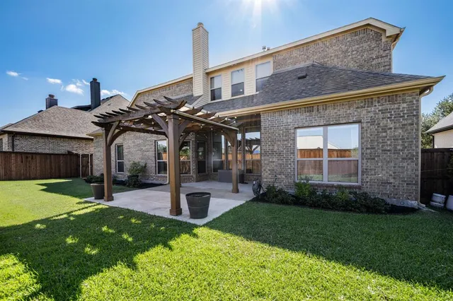 $659,500 | 8 Center Court, Heath, TX 75032