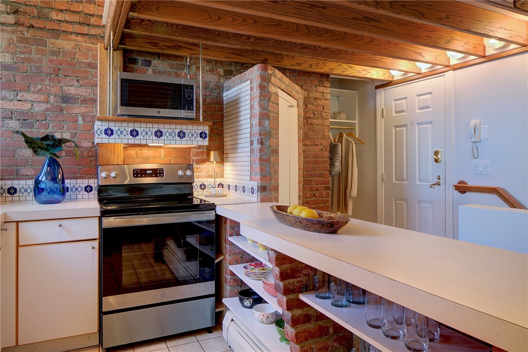 61 Ledge Road, Unit H Newport, RI 02840 - Photo 22 of 27