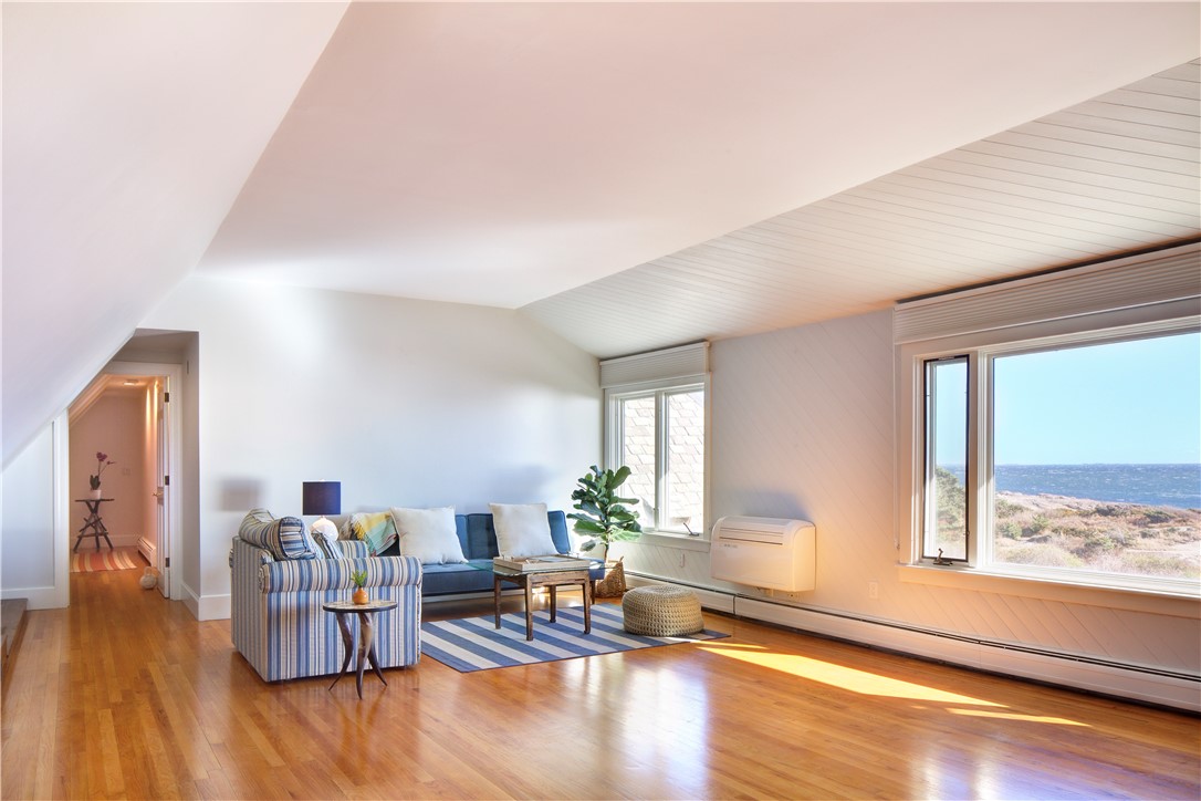 61 Ledge Road, Unit H Newport, RI 02840 - Photo 4 of 27