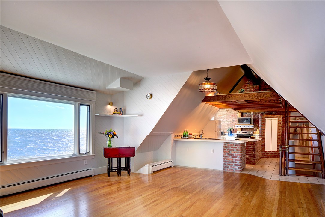 61 Ledge Road, Unit H Newport, RI 02840 - Photo 5 of 27