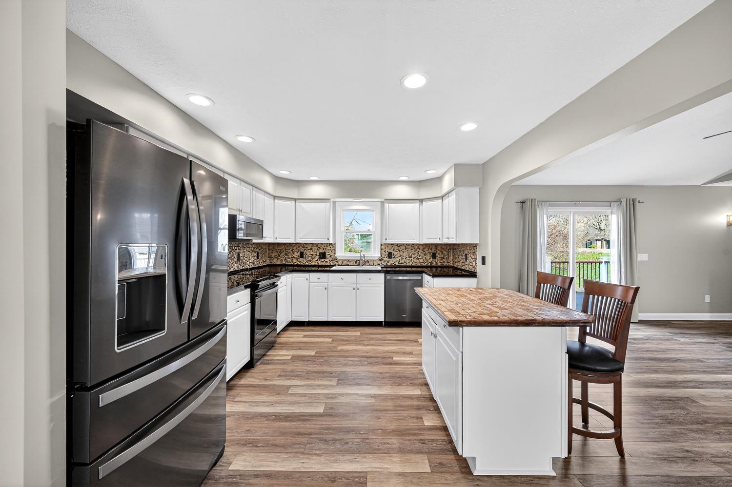 627 Hickory Road Lawrenceburg, IN 47025 - Photo 11 of 48