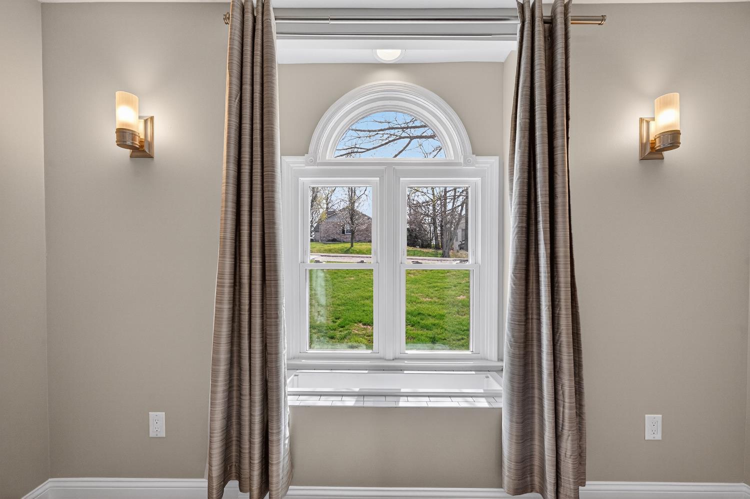 627 Hickory Road Lawrenceburg, IN 47025 - Photo 16 of 48