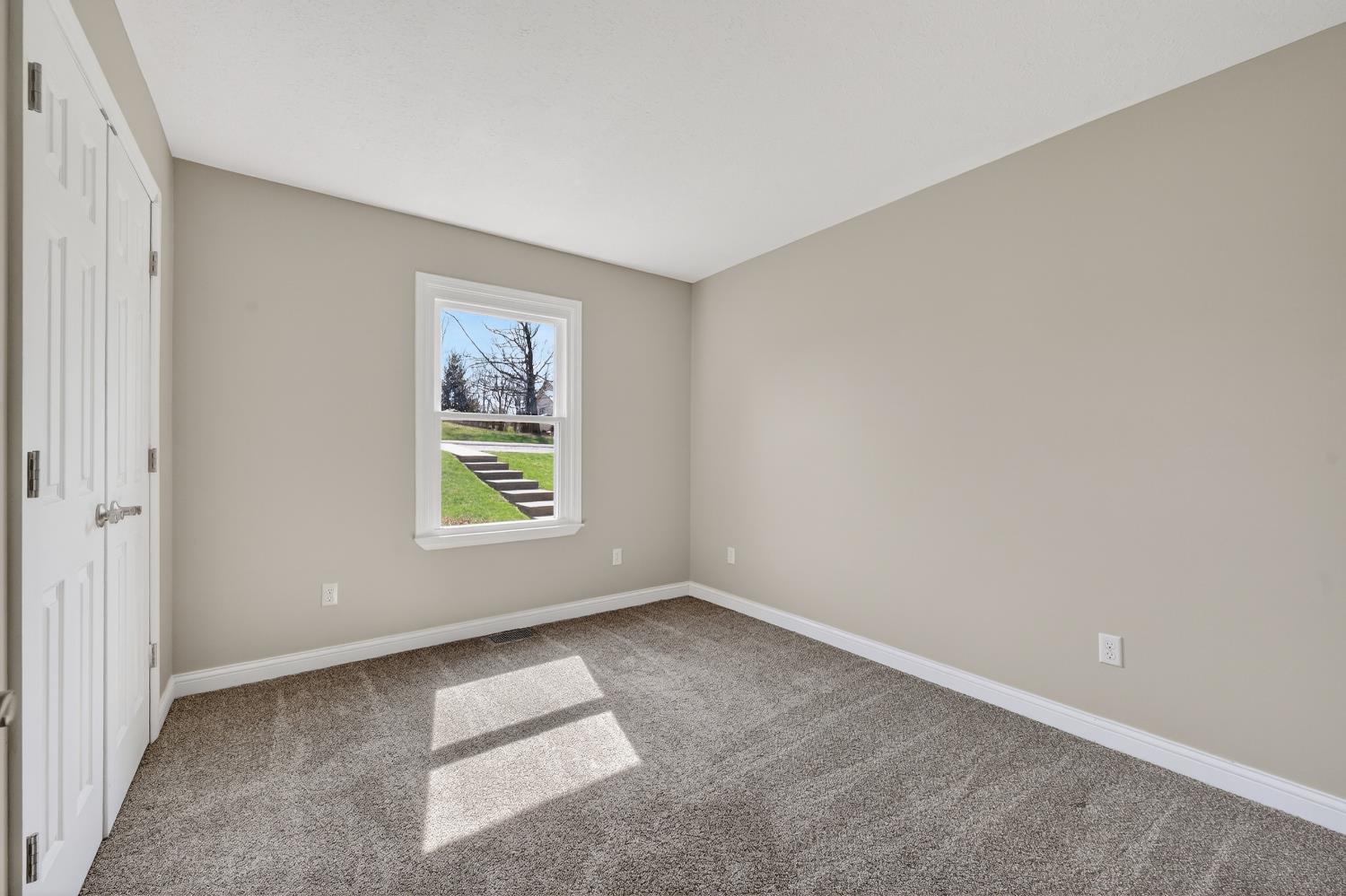 627 Hickory Road Lawrenceburg, IN 47025 - Photo 30 of 48