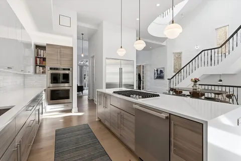 $3,599,900 | 1936 North Wilmot Avenue, Chicago, IL 60647