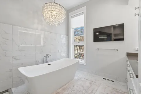 $3,599,900 | 1936 North Wilmot Avenue, Chicago, IL 60647