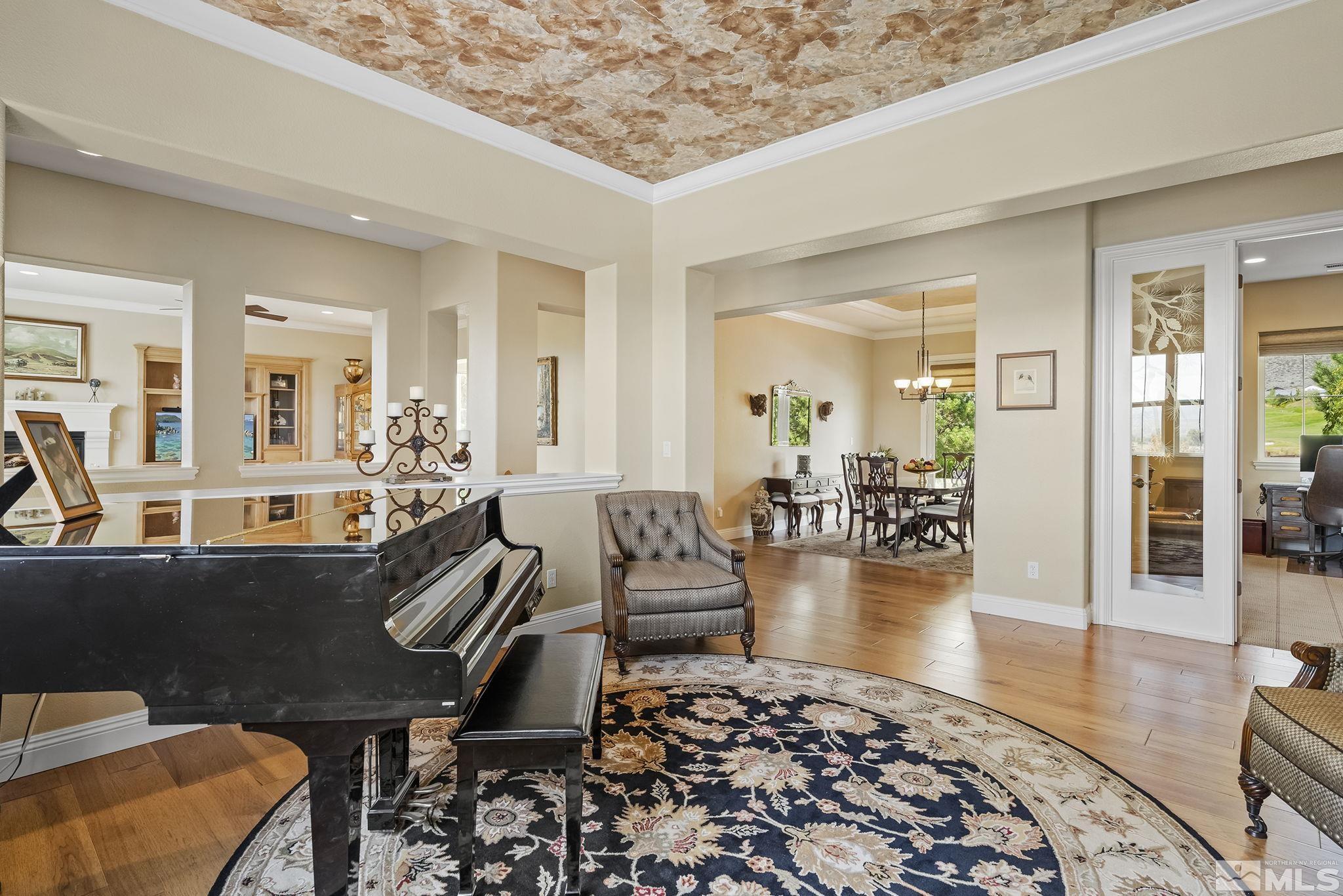 2892 Promontory Drive Genoa, NV 89411 - Photo 20 of 40 a living room with furniture and a couch
